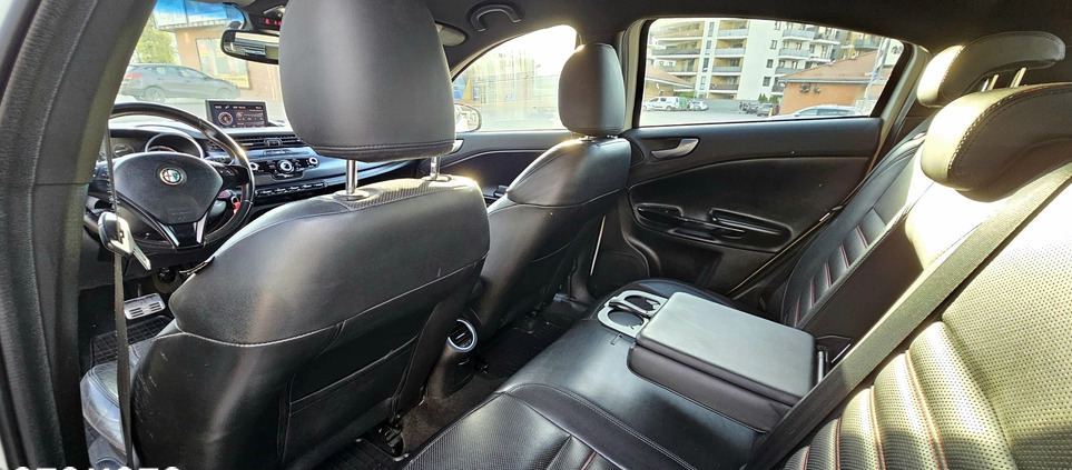 Alfa Romeo Giulietta cena 33900 przebieg: 255300, rok produkcji 2012 z Opole małe 137